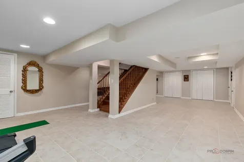 2315 Castilian Circle Northbrook IL 60062