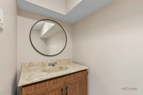 2315 Castilian Circle Northbrook IL 60062