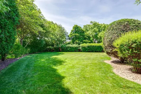 2315 Castilian Circle Northbrook IL 60062