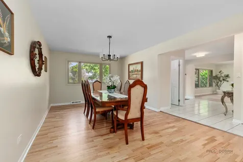 2315 Castilian Circle Northbrook IL 60062