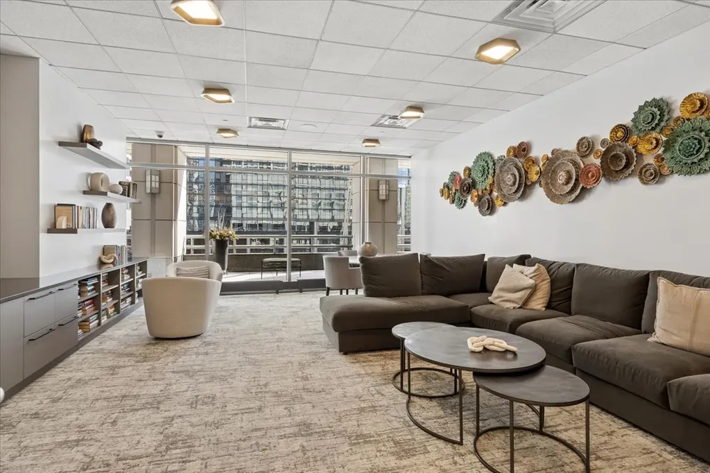 333 North Canal Street Chicago IL 60606