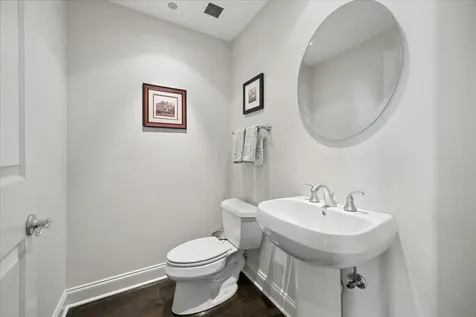 333 North Canal Street Chicago IL 60606