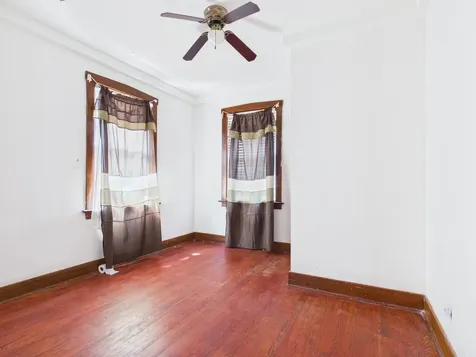 340 156TH Place Calumet City IL 60409