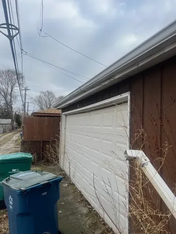 340 156TH Place Calumet City IL 60409