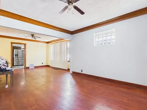 340 156TH Place Calumet City IL 60409