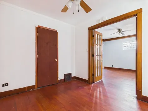 340 156TH Place Calumet City IL 60409