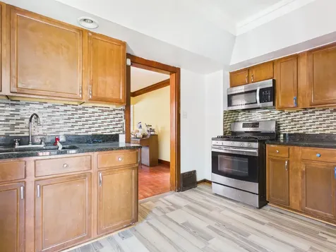 340 156TH Place Calumet City IL 60409
