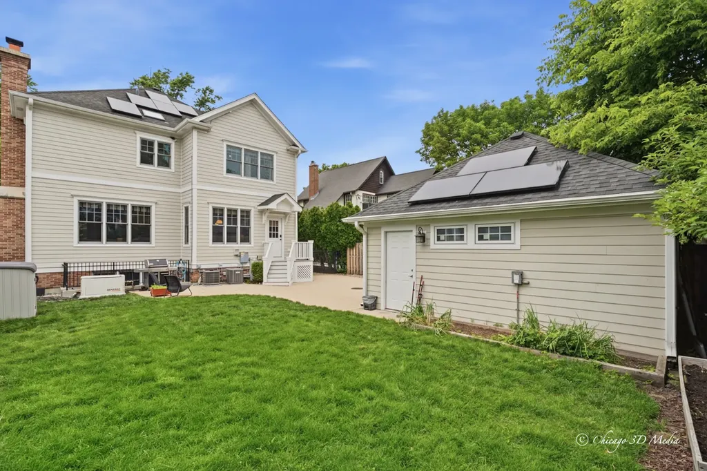 306 17TH Street Wilmette IL 60091