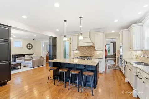 306 17TH Street Wilmette IL 60091