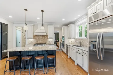 306 17TH Street Wilmette IL 60091