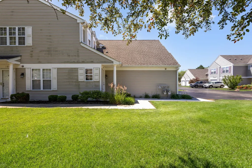 2827 Rutland Circle Naperville IL 60564