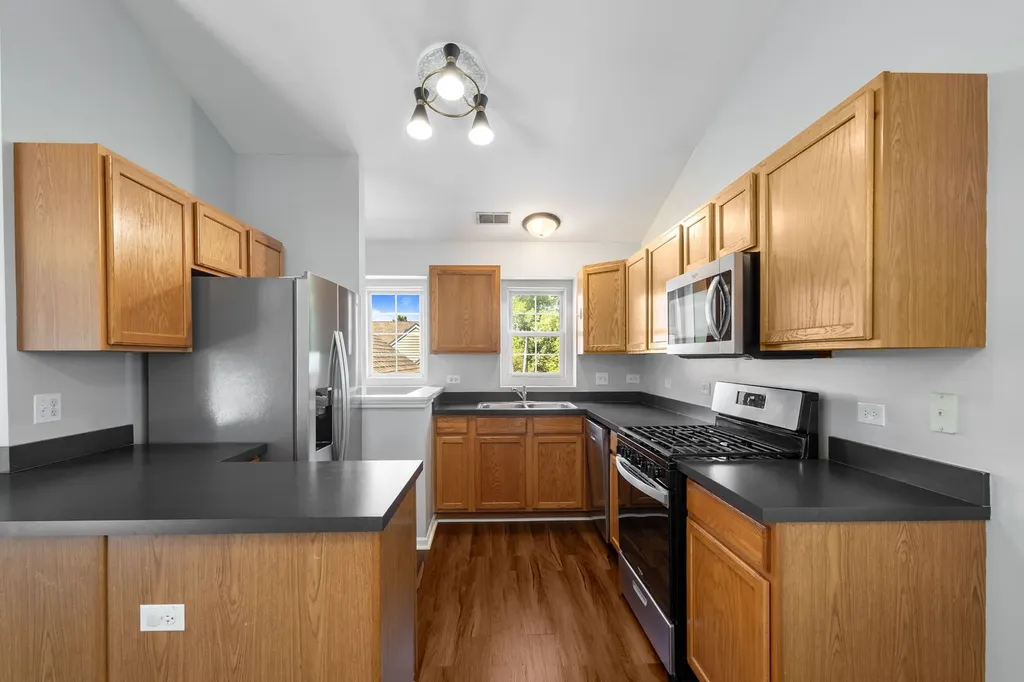 2827 Rutland Circle Naperville IL 60564