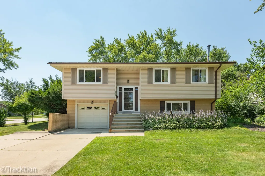 1701 Hartmann Drive Schaumburg IL 60193