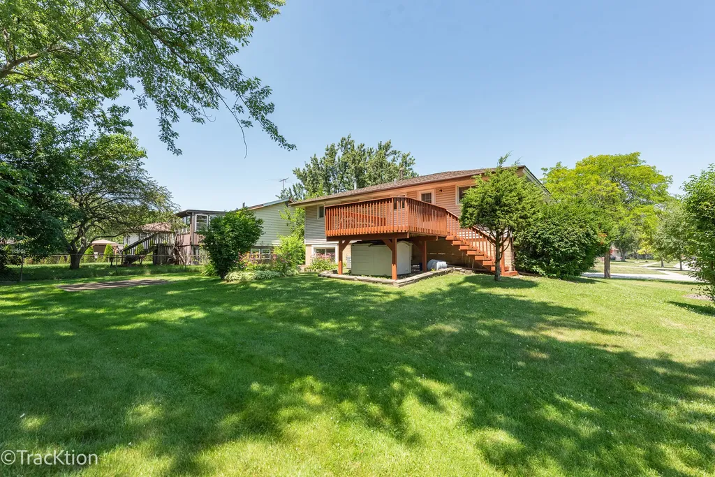 1701 Hartmann Drive Schaumburg IL 60193