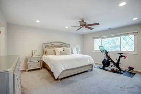 1252 Briarwood Lane Libertyville IL 60048
