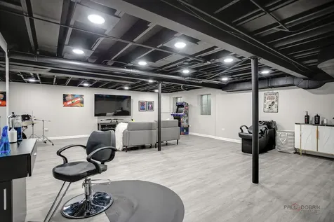 1252 Briarwood Lane Libertyville IL 60048