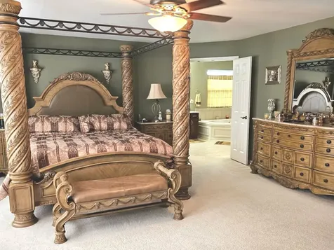 1575 Mcclellan Drive Lindenhurst IL 60046