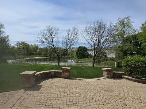 1575 Mcclellan Drive Lindenhurst IL 60046