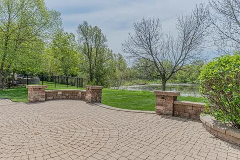 1575 Mcclellan Drive Lindenhurst IL 60046