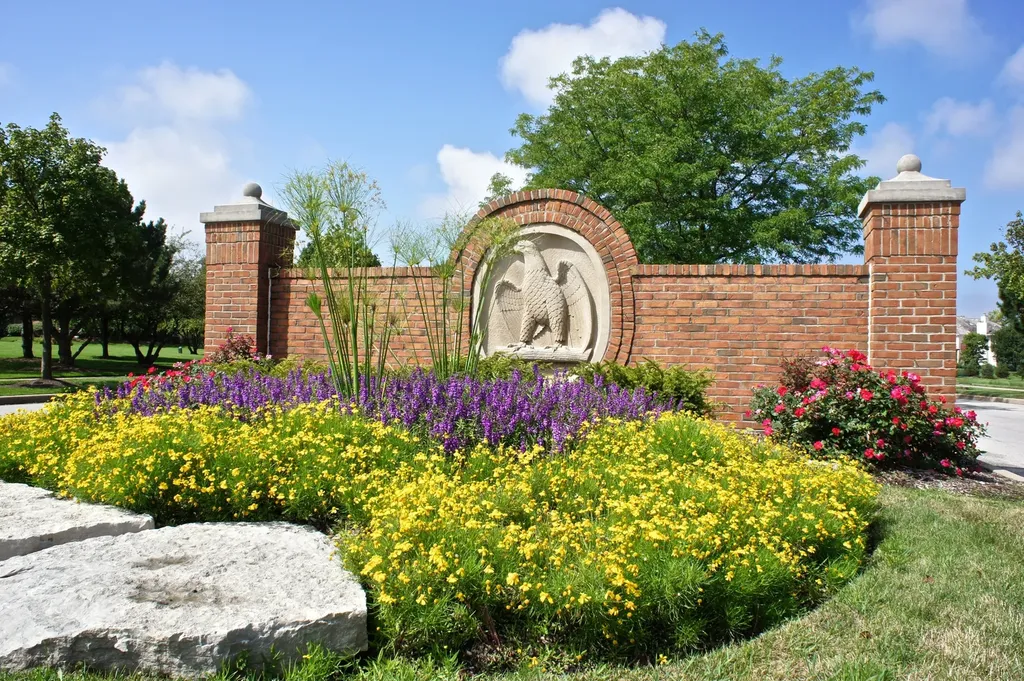 1564 White Eagle Drive Naperville IL 60564