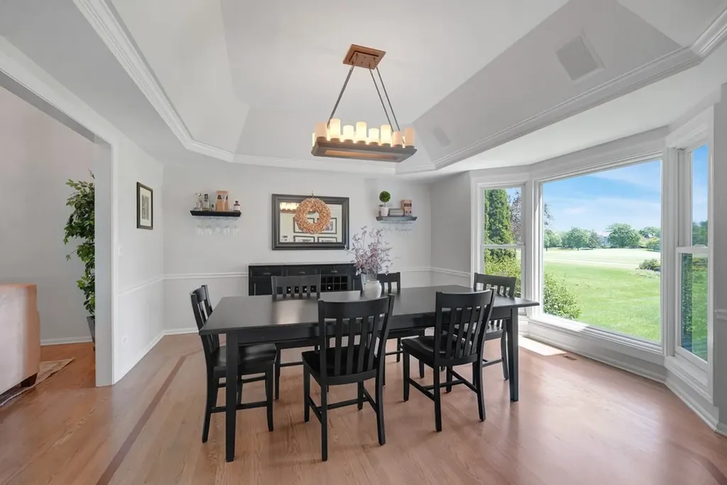 1564 White Eagle Drive Naperville IL 60564
