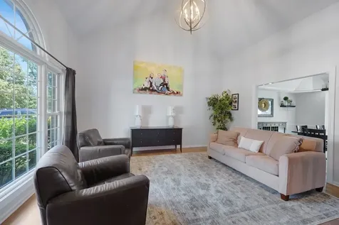 1564 White Eagle Drive Naperville IL 60564