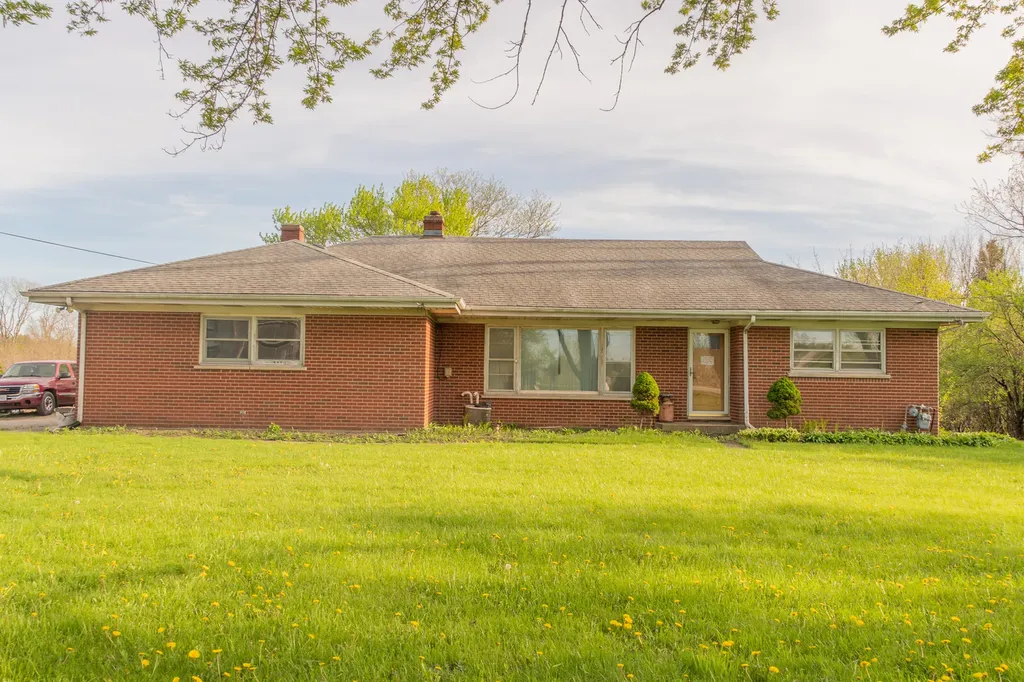 21472 West Il Route 22 Lake Zurich IL 60047