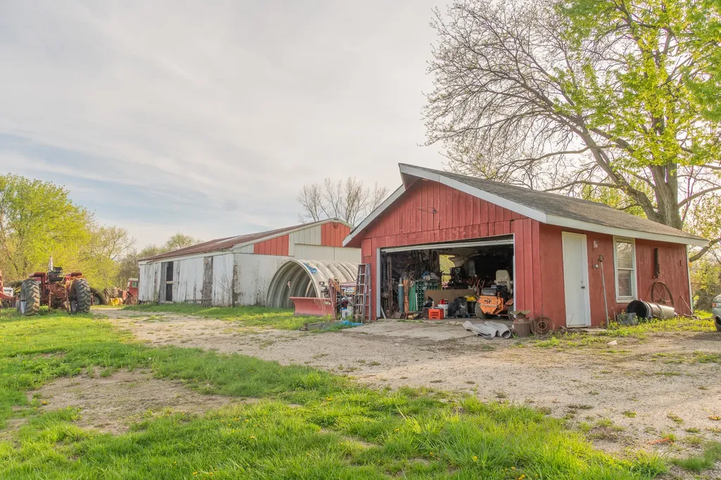21472 West Il Route 22 Lake Zurich IL 60047