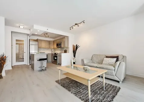 10 East Ontario Street Chicago IL 60611