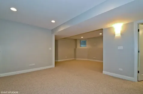 4522 North Artesian Avenue Chicago IL 60625