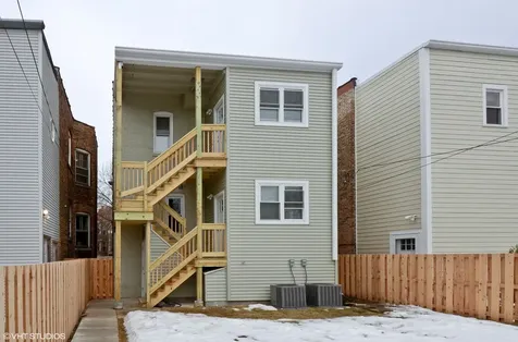 4522 North Artesian Avenue Chicago IL 60625