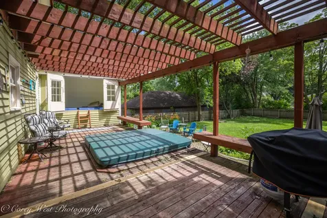 320 East High Street Sycamore IL 60178