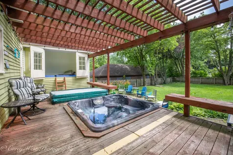 320 East High Street Sycamore IL 60178