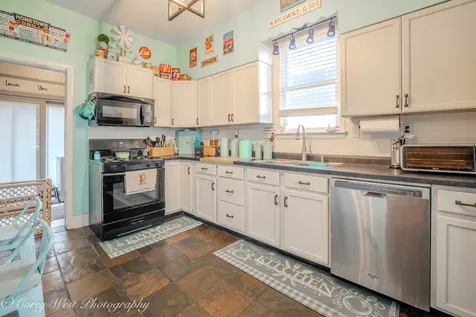 320 East High Street Sycamore IL 60178