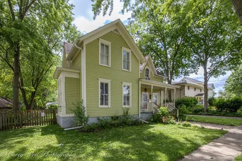 320 East High Street Sycamore IL 60178