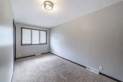 77 Joy Street Sugar Grove IL 60554