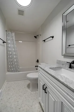 77 Joy Street Sugar Grove IL 60554