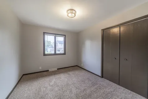 77 Joy Street Sugar Grove IL 60554