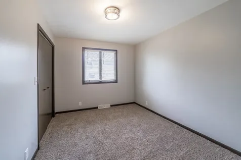 77 Joy Street Sugar Grove IL 60554