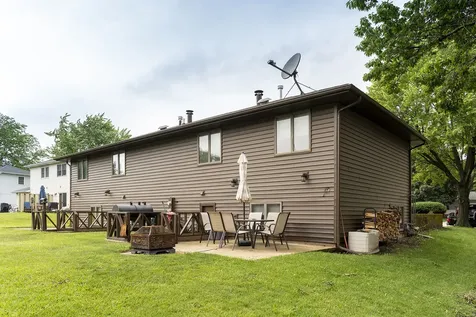 77 Joy Street Sugar Grove IL 60554