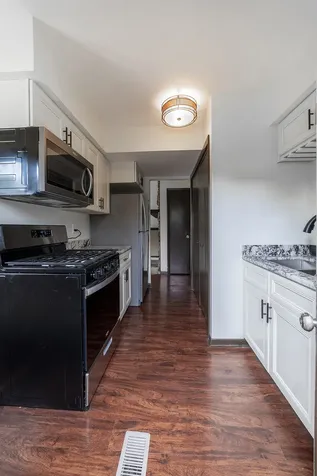 77 Joy Street Sugar Grove IL 60554