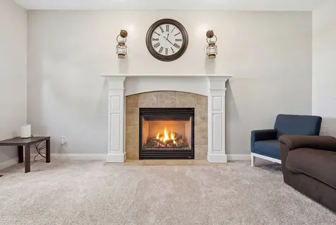 3914 Brookline Lane Bloomington IL 61705