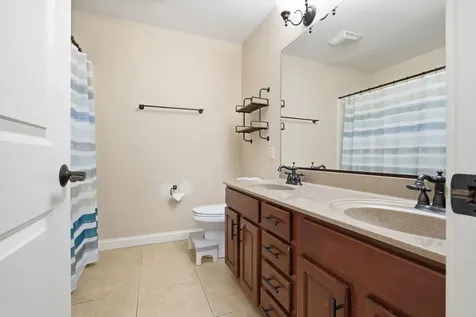 3914 Brookline Lane Bloomington IL 61705