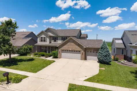 3914 Brookline Lane Bloomington IL 61705