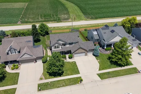 3914 Brookline Lane Bloomington IL 61705