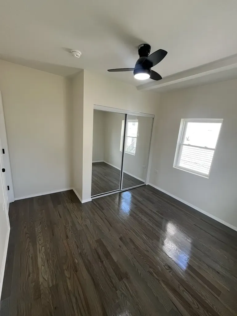 8015 South Avalon Avenue Chicago IL 60619