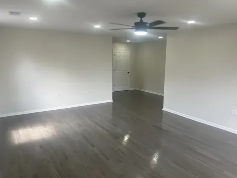 8015 South Avalon Avenue Chicago IL 60619