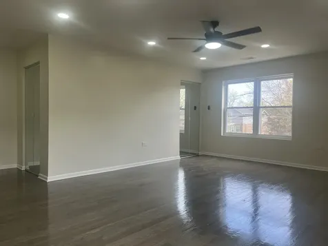 8015 South Avalon Avenue Chicago IL 60619