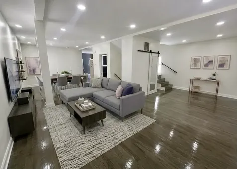 8015 South Avalon Avenue Chicago IL 60619
