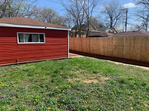 8015 South Avalon Avenue Chicago IL 60619
